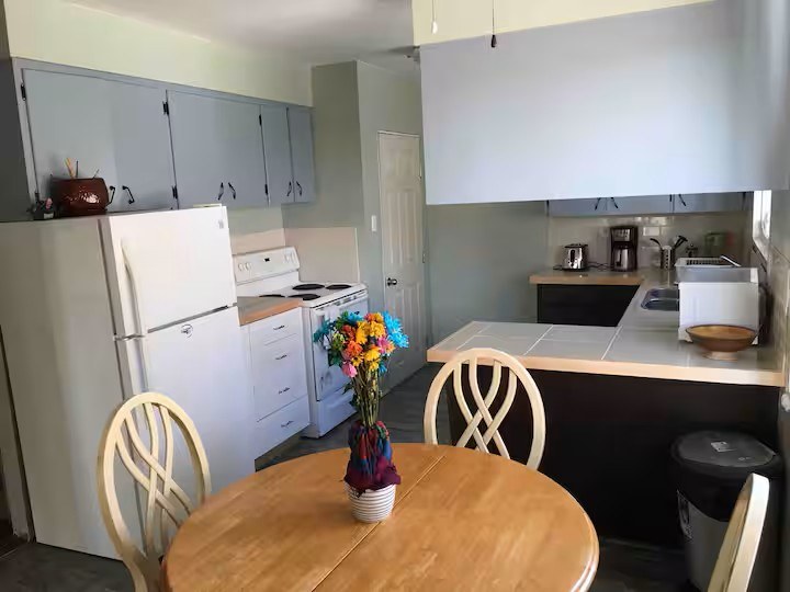 Furnished kitchen at 11121 13 Street