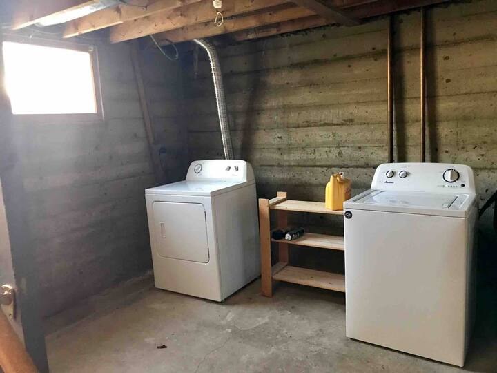 Laundry area at 11121 13 Street